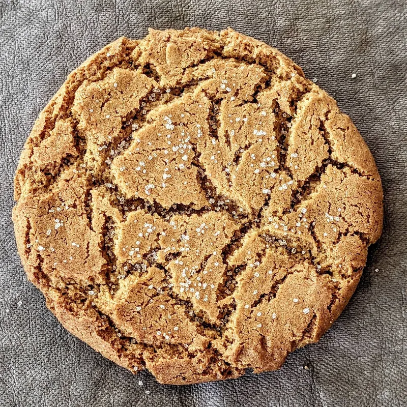6 Gingersnap Cookies