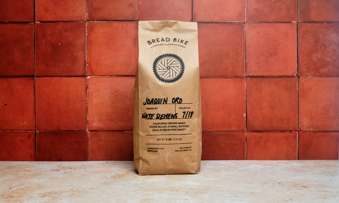 Joaquin Oro - Fresh Milled Whole Wheat Flour (5 lbs)