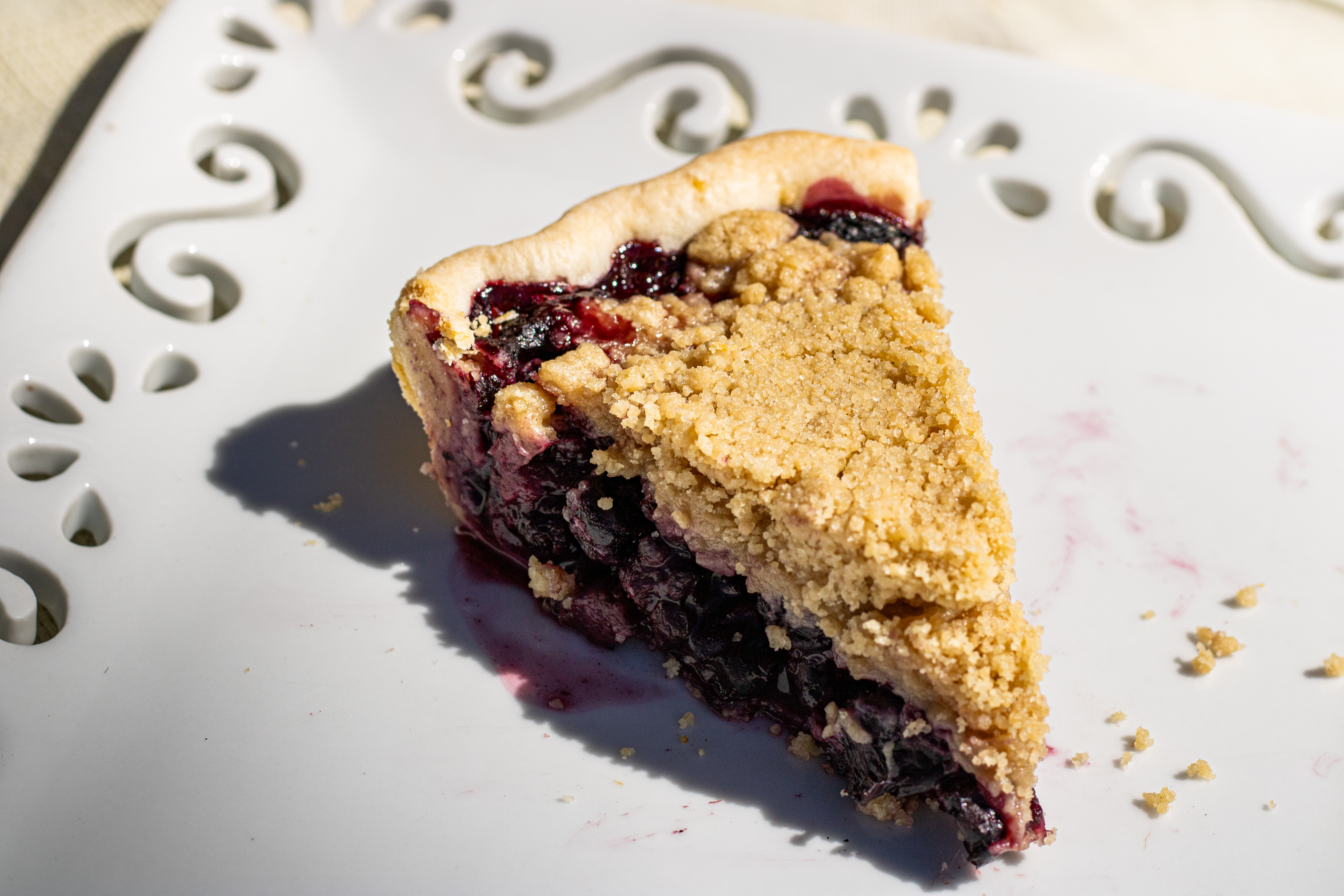 Mixed Berry Crumble Pie - Slice